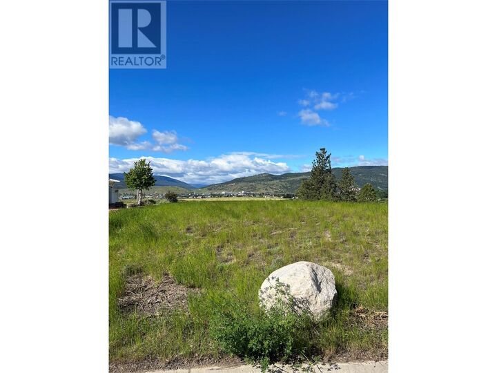 Property Photo:  2488 Spring Bank Avenue  BC V1K 1S1 