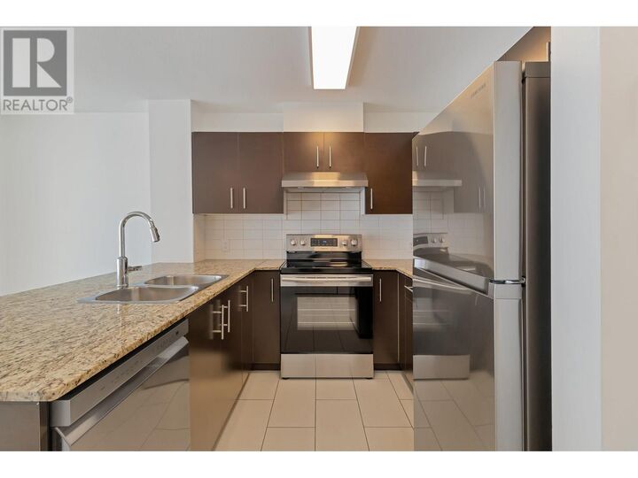 Property Photo: 11665 Haney 412 BC V2X 8W9