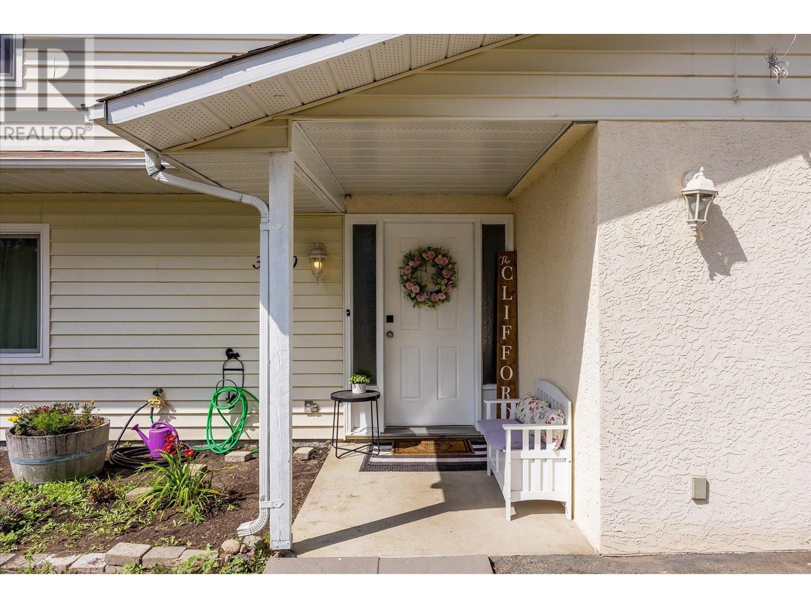 Property Photo: 3530 Chives Place BC V4T 1H8