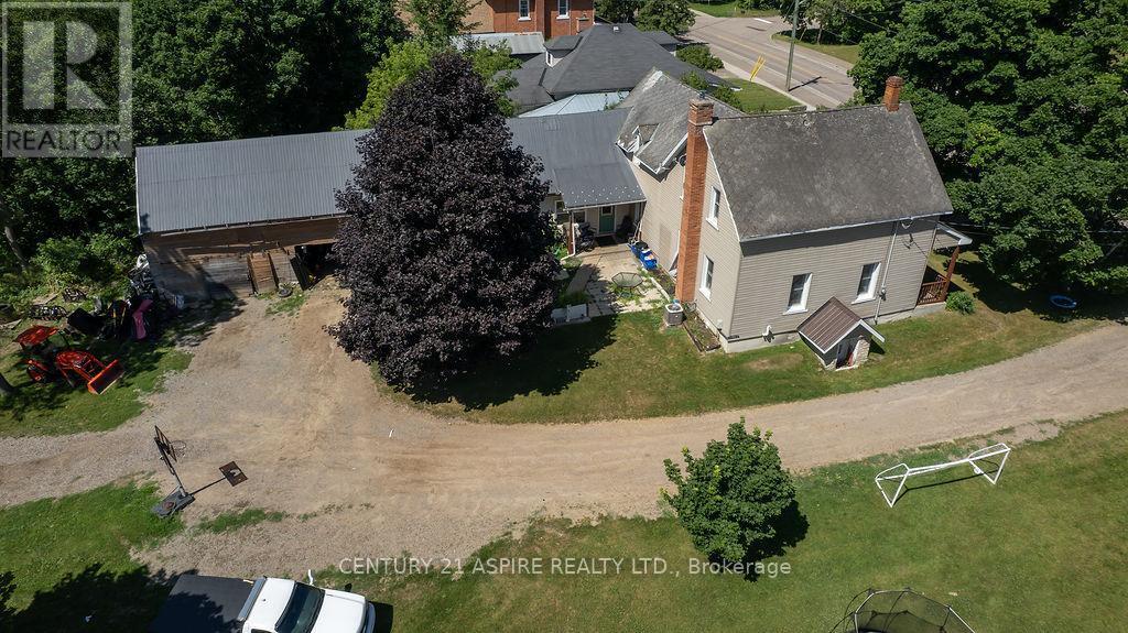 Property Photo:  75 Bonnechere Street East  ON K0J 1T0 