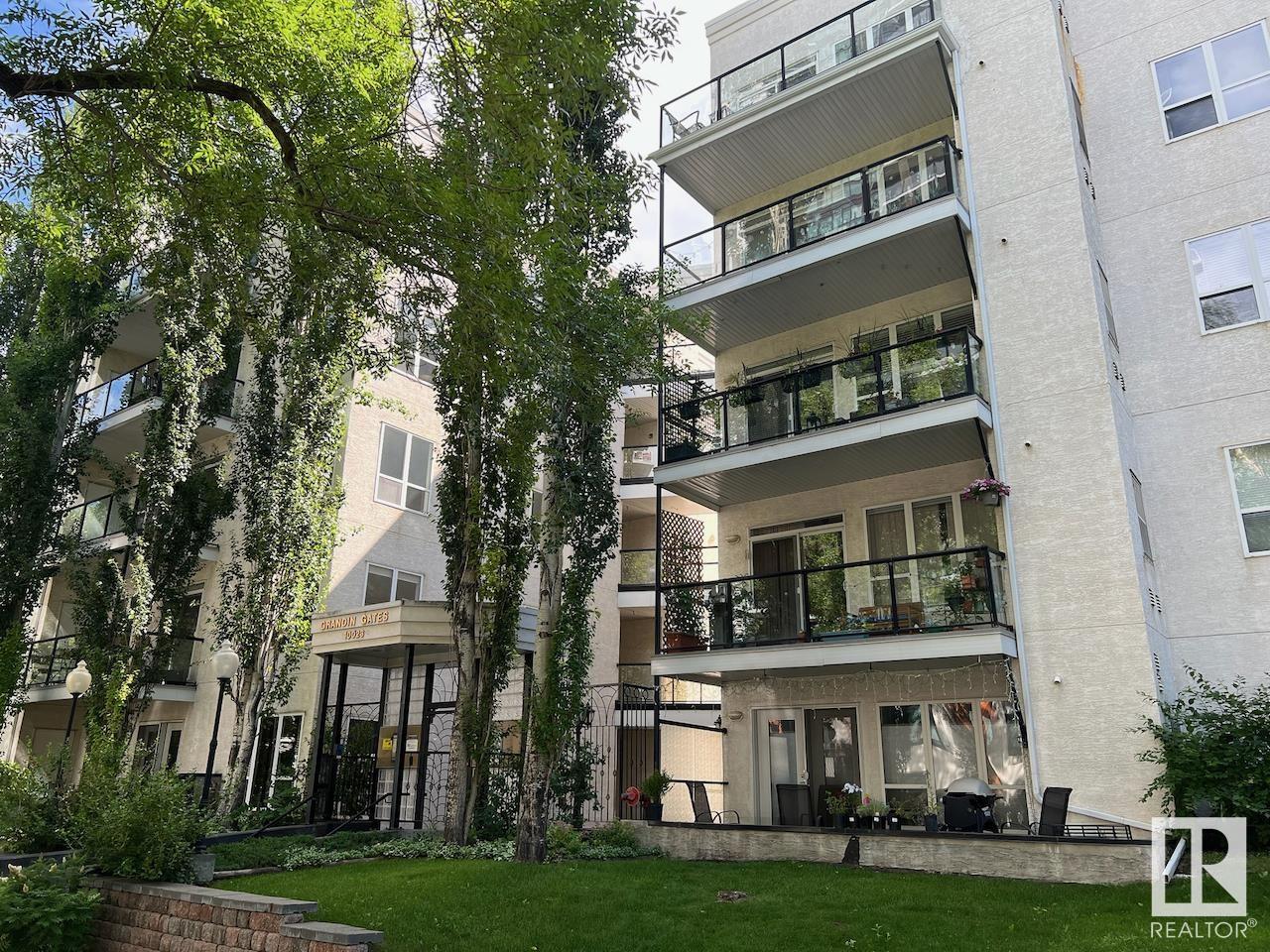 Photo de la propriété:  10023 110 Street NW 532  AB T5K 1J5 