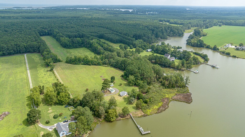 Property Photo: 29503 Burton Rd VA 23420
