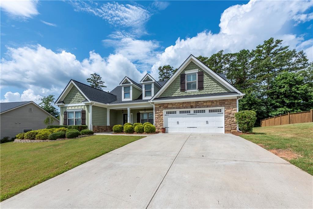 Property Photo:  608 Madison Court  GA 30107 