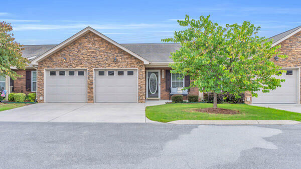 Property Photo: 202 Applebrook Drive GA 30741