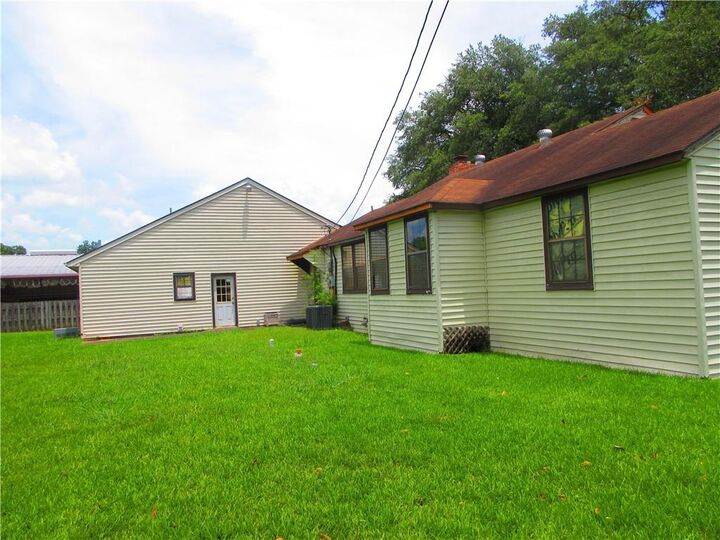 Property Photo: 5610 Gene Ball Drive LA 71302