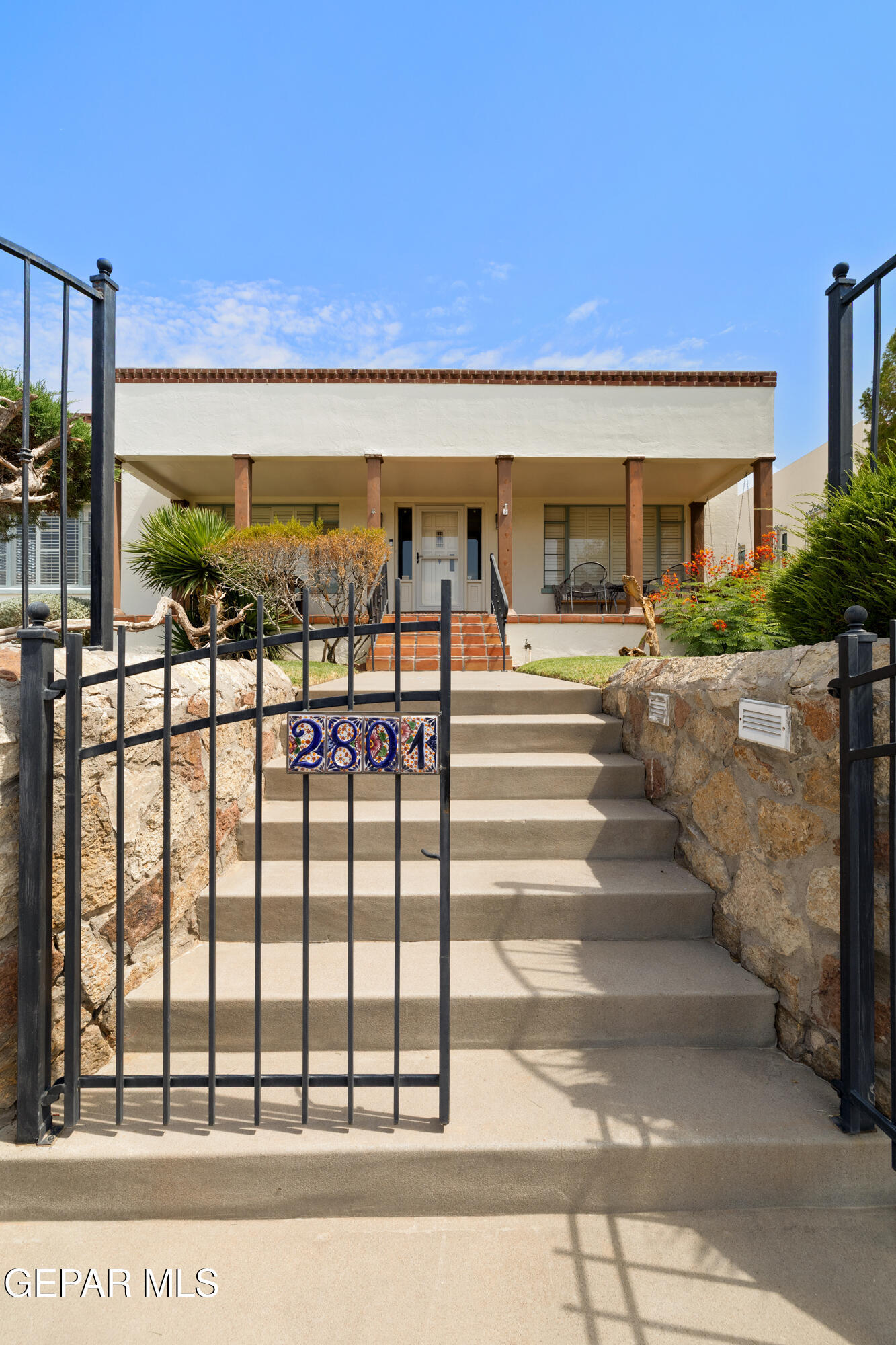 Property Photo:  2801 Silver Avenue  TX 79930 