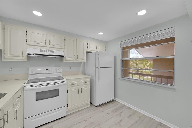 Property Photo: 2704 Nassau Bnd H2 FL 33066