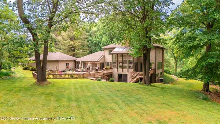 Property Photo: 1160 Fox Chase MI 48864