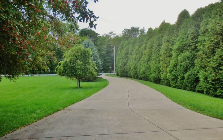 Property Photo: 643 N 50 IN 46385