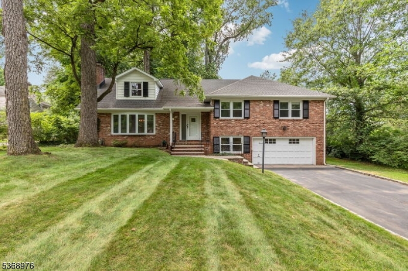 Property Photo: 14 Turtle Rd NJ 07960