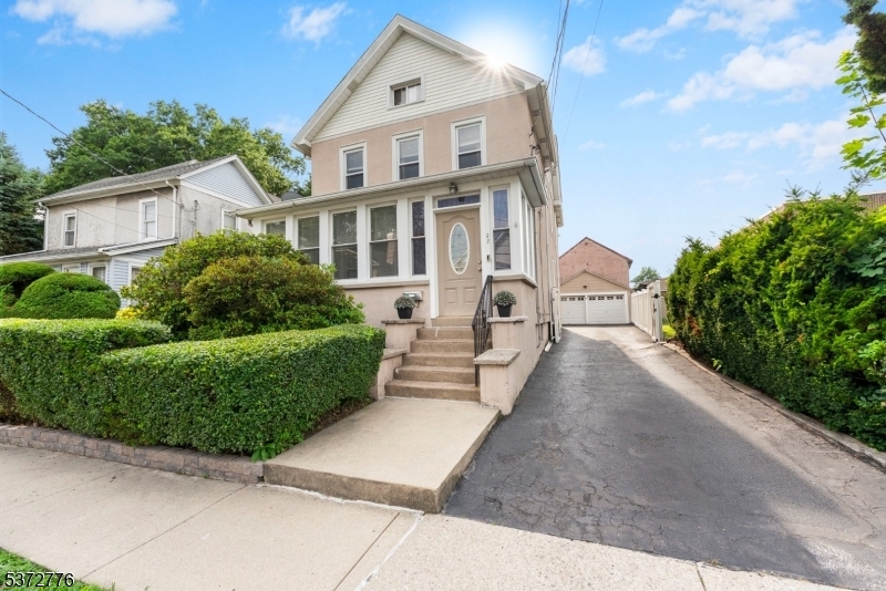 Property Photo:  32 Walter Hammond Pl  NJ 07463 