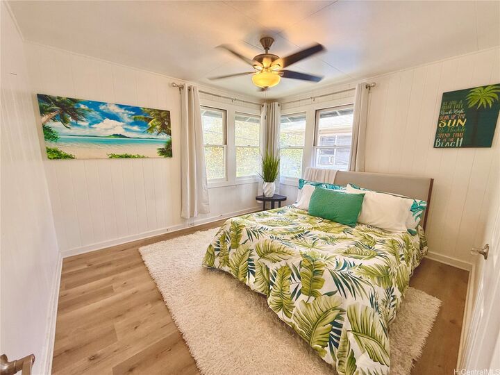 1142 Kamaile Street  Honolulu HI 96814 photo