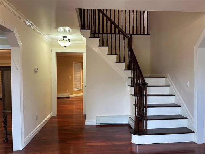 Property Photo: 4 Curran Ct, NY 10970