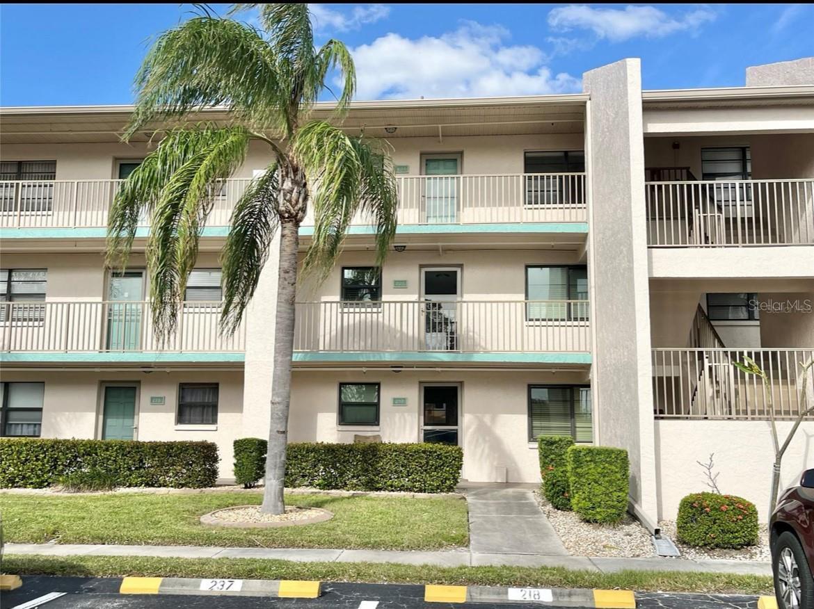 Property Photo: 175 Kings Highway 236 FL 33983