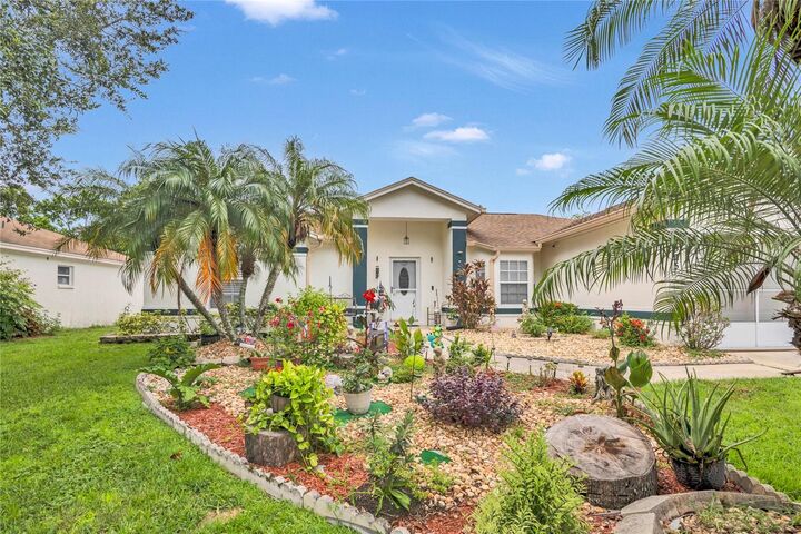 Property Photo: 2925 Timbercrest Place FL 33810