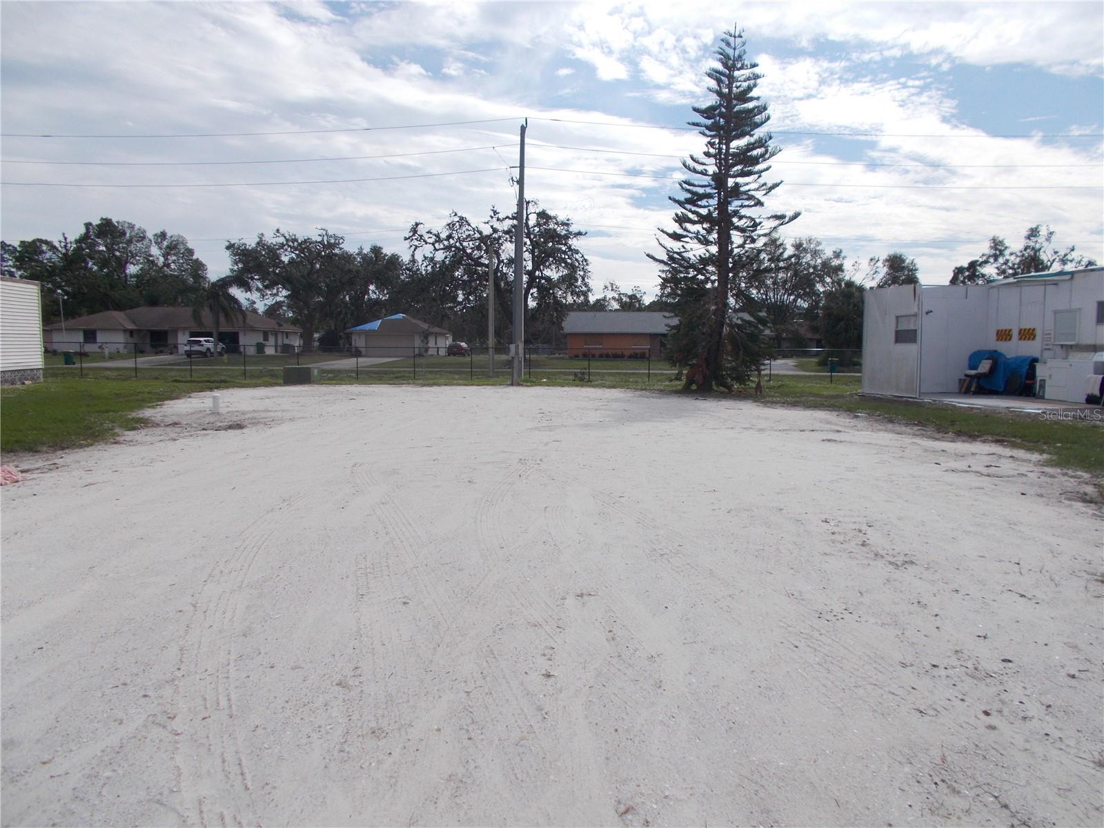 Property Photo: 5094 Palena Boulevard FL 34287