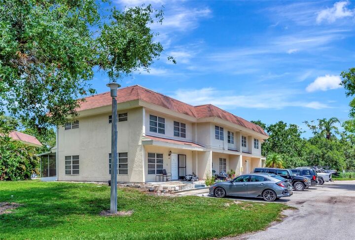 Property Photo: 405 Barlow Avenue 61 FL 34232