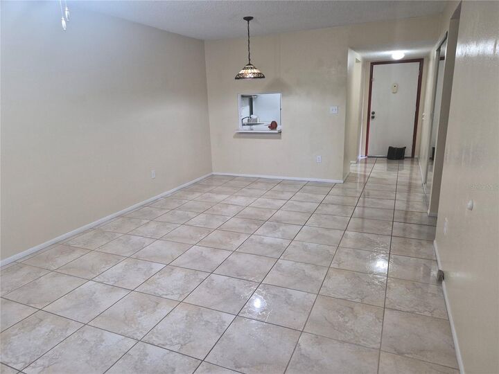 Property Photo: 2806 N Powers Drive 8 FL 32818