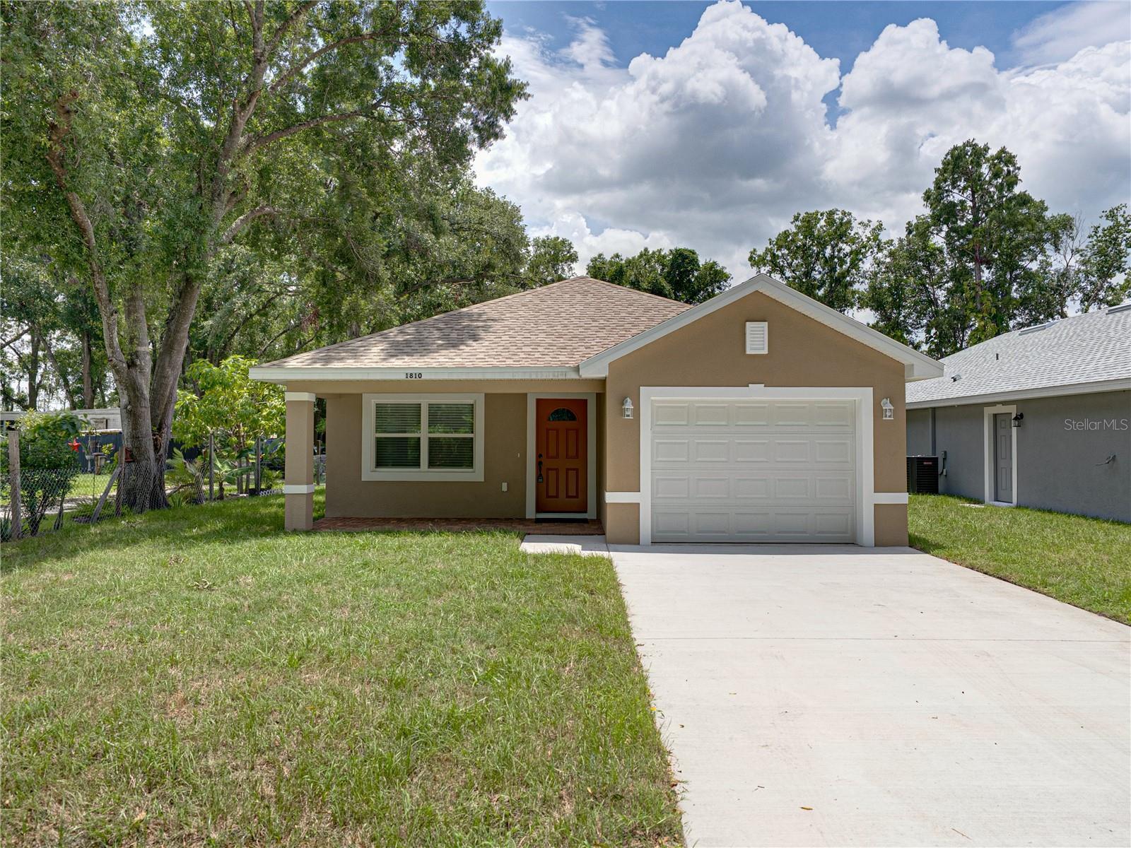 Property Photo: 1810 W Marjorie Street FL 33815