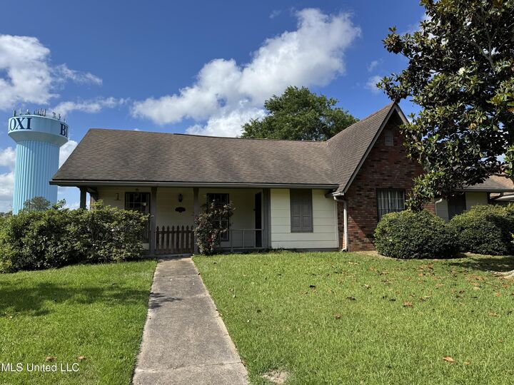 Property Photo:  2158 Baywood Drive  MS 39532 