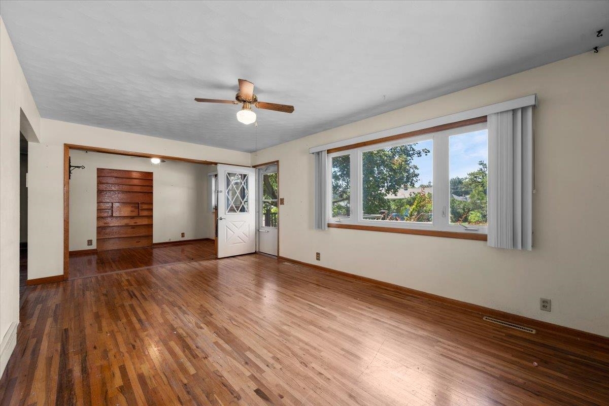 Property Photo: 1815 Park Avenue SD 57785