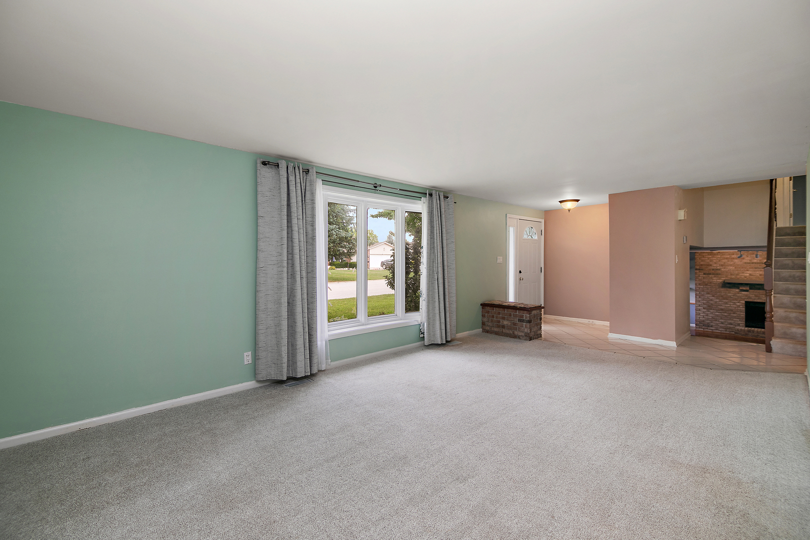 Property Photo: 160 Nottingham Lane IL 60914