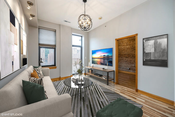 Property Photo:  25 S La Grange Road E  IL 60525 