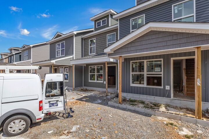 Property Photo: 141 Quarry Point Dr D-141 TN 37043