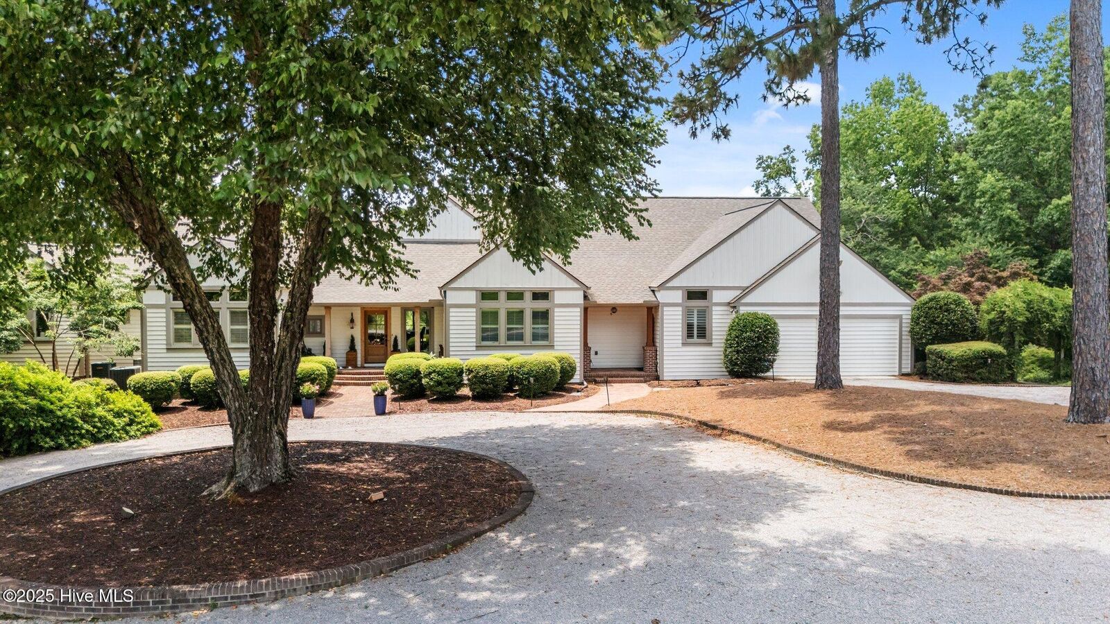 Property Photo: 194 Tamarack Lane NC 28394