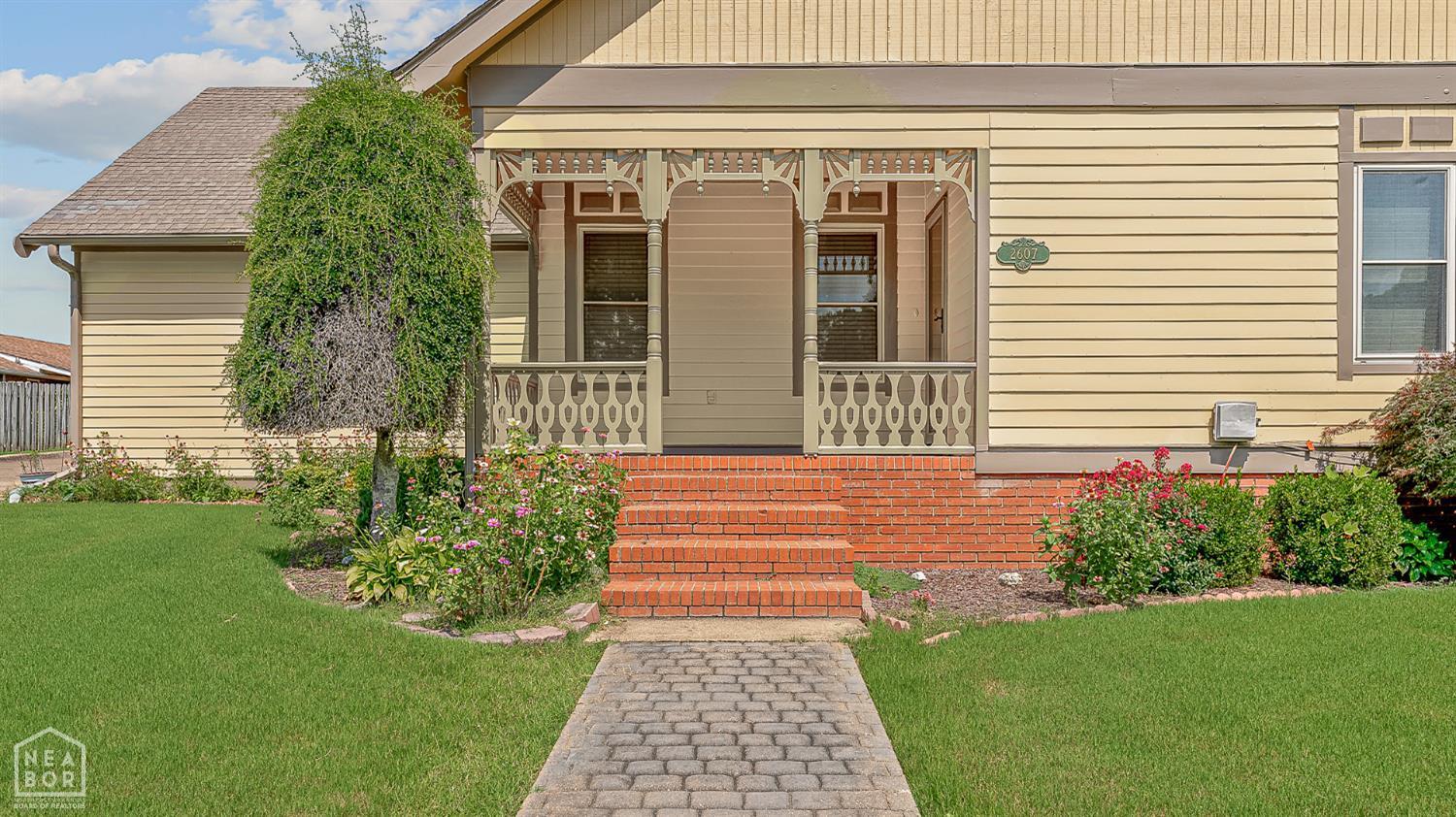 Property Photo: 2607 Greenbriar AR 72401