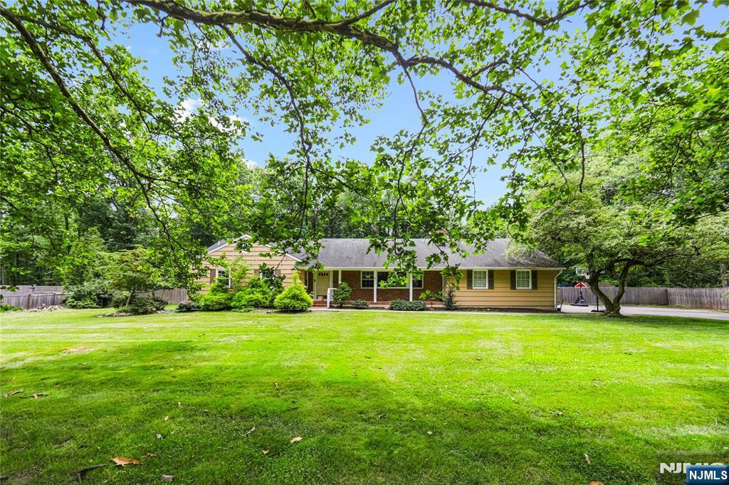 Property Photo: 8 Aberdeen Road NJ 07076