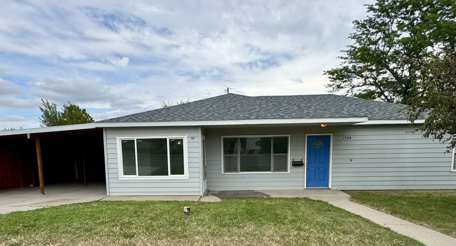 Property Photo:  1708 8th Avenue  MT 59601 