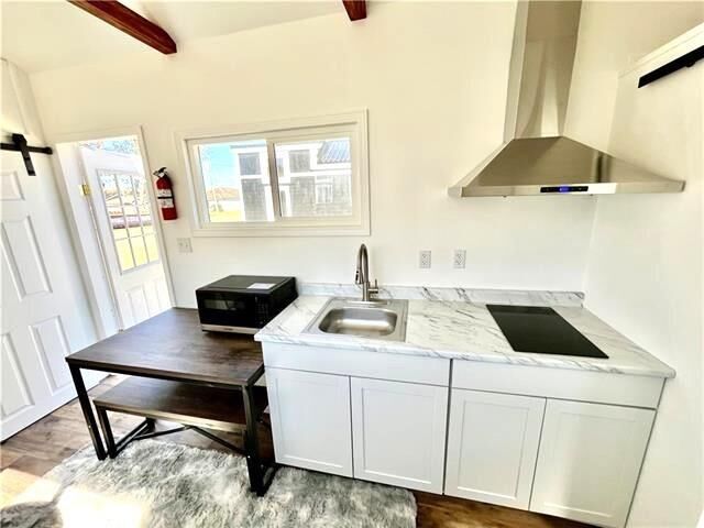Property Photo: 708 E First Street LA 70037