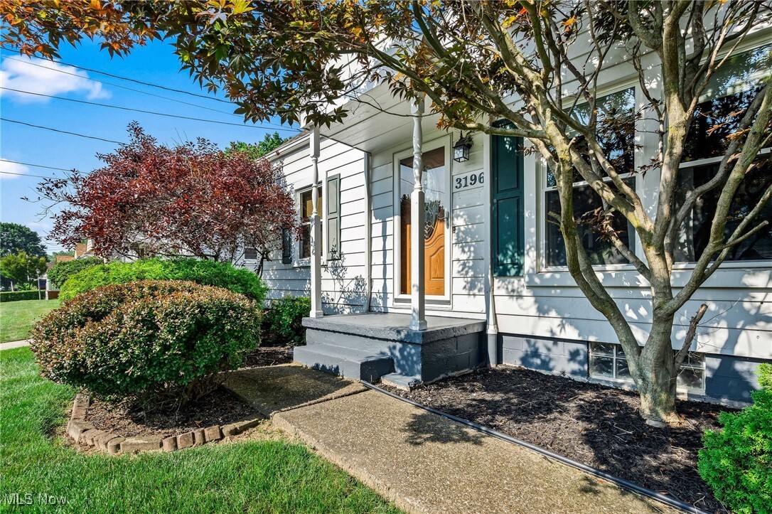 Property Photo:  3196 7th Street  OH 44221 