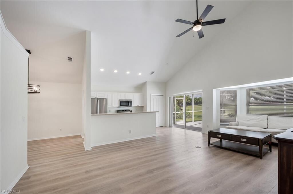 Property Photo:  2122 Morning Sun Ln  FL 34119 