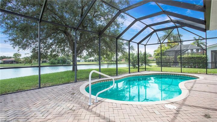 Property Photo: 2864 Blossom Ct FL 34120