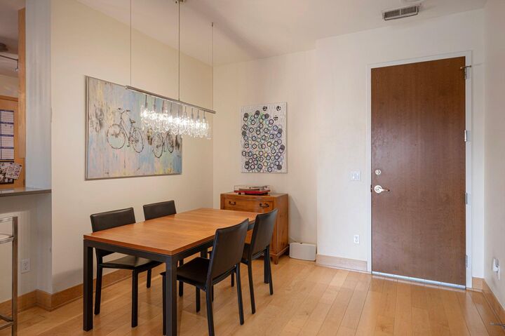 Property Photo:  100 3rd Avenue S 406  MN 55401 