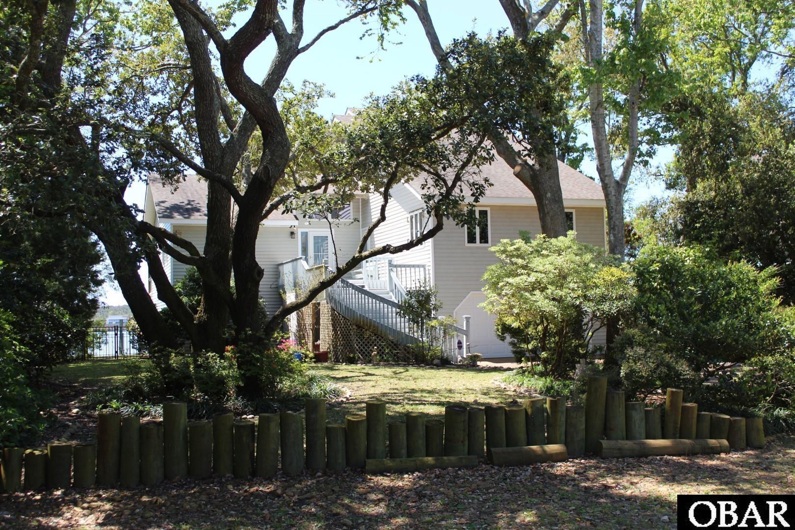 Property Photo: 1406 Captains Circle NC 27948