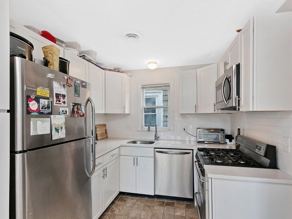 Property Photo: 32 Prospect Street 3 MA 02129