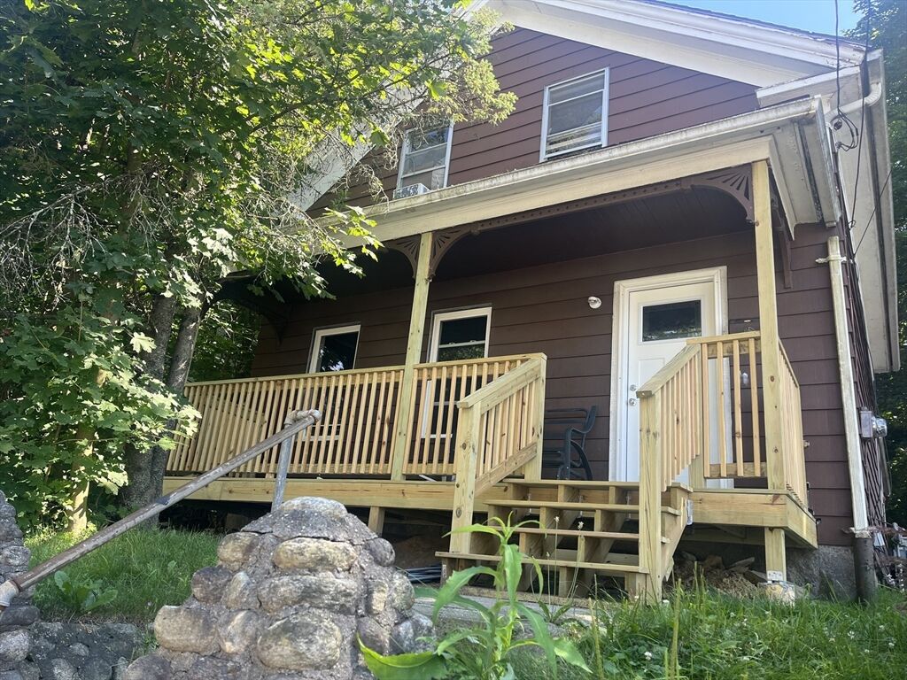 Property Photo: 48 Lake St MA 01570