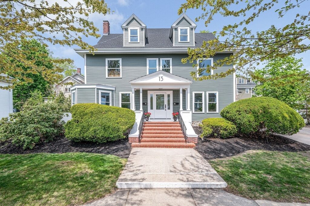 Property Photo:  13 Chestnut Street  MA 01880 