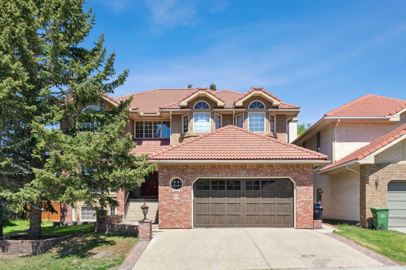 Photo de la propriété: 52 Edgeview Road NW AB T3A 4T8