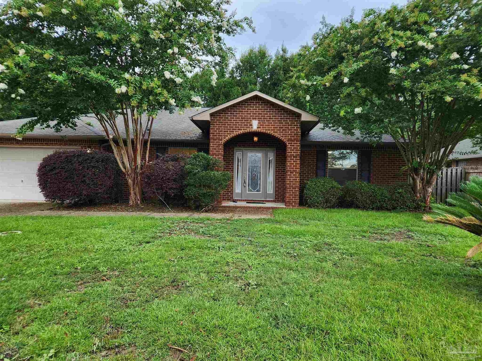 Property Photo: 4661 Carmel Cir FL 32571