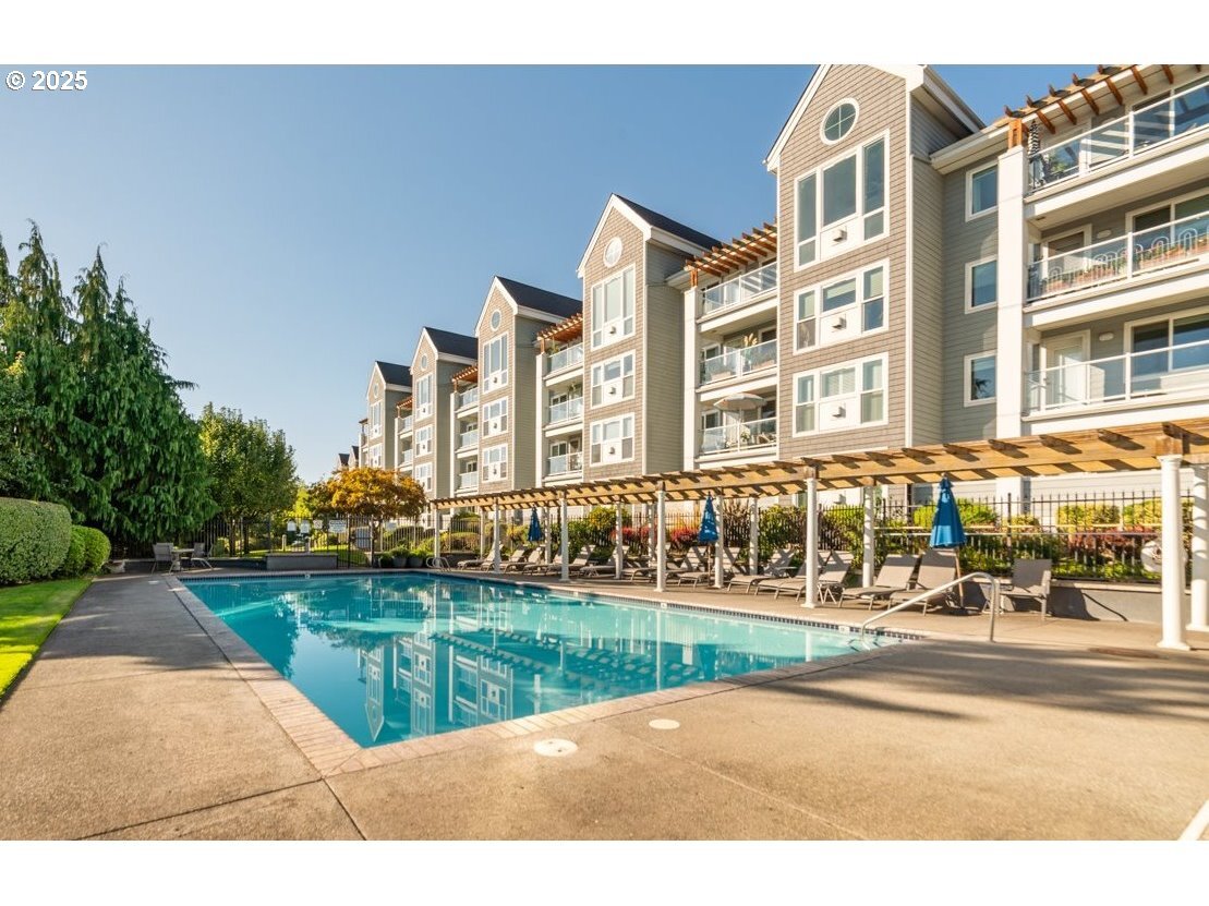 Property Photo:  520 SE Columbia River Dr 428  WA 98661 