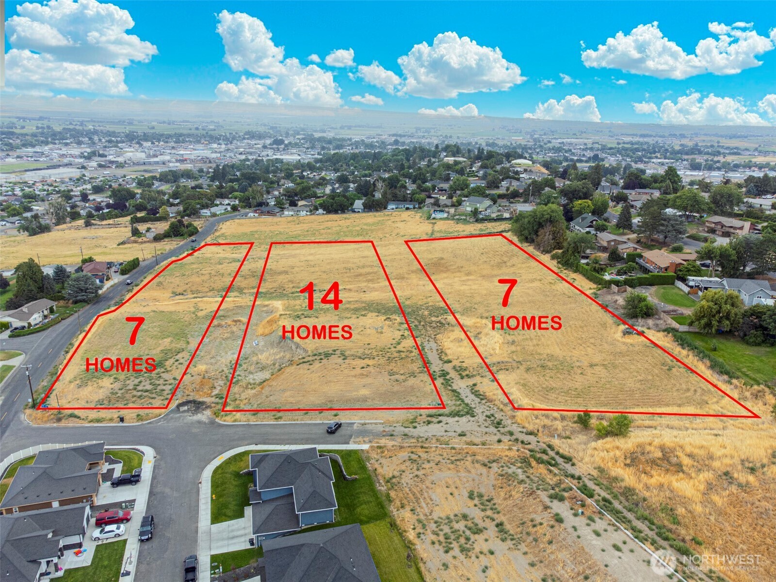Property Photo: 4 Lander Ct Lot 4 WA 98944