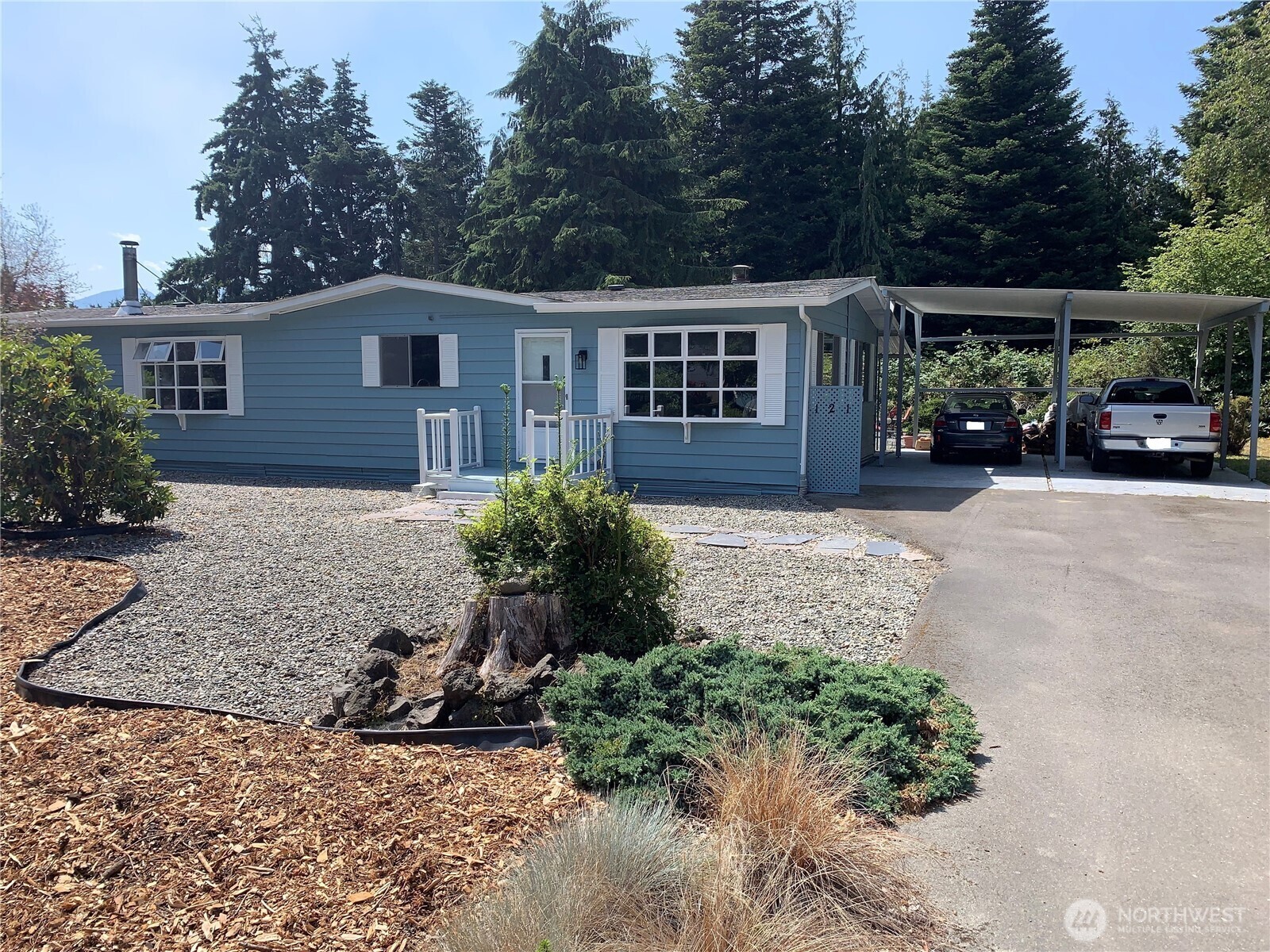 Property Photo: 121 Ivy Lane WA 98362