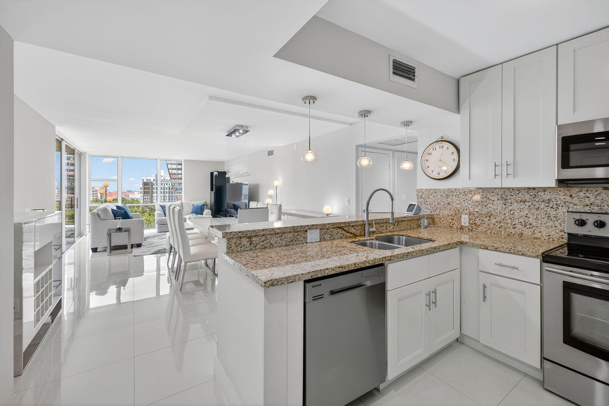 20335 W Country Club Drive 909  Aventura FL 33180 photo