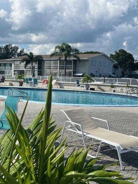 Property Photo: 650 Horizon Street E 210 FL 33435