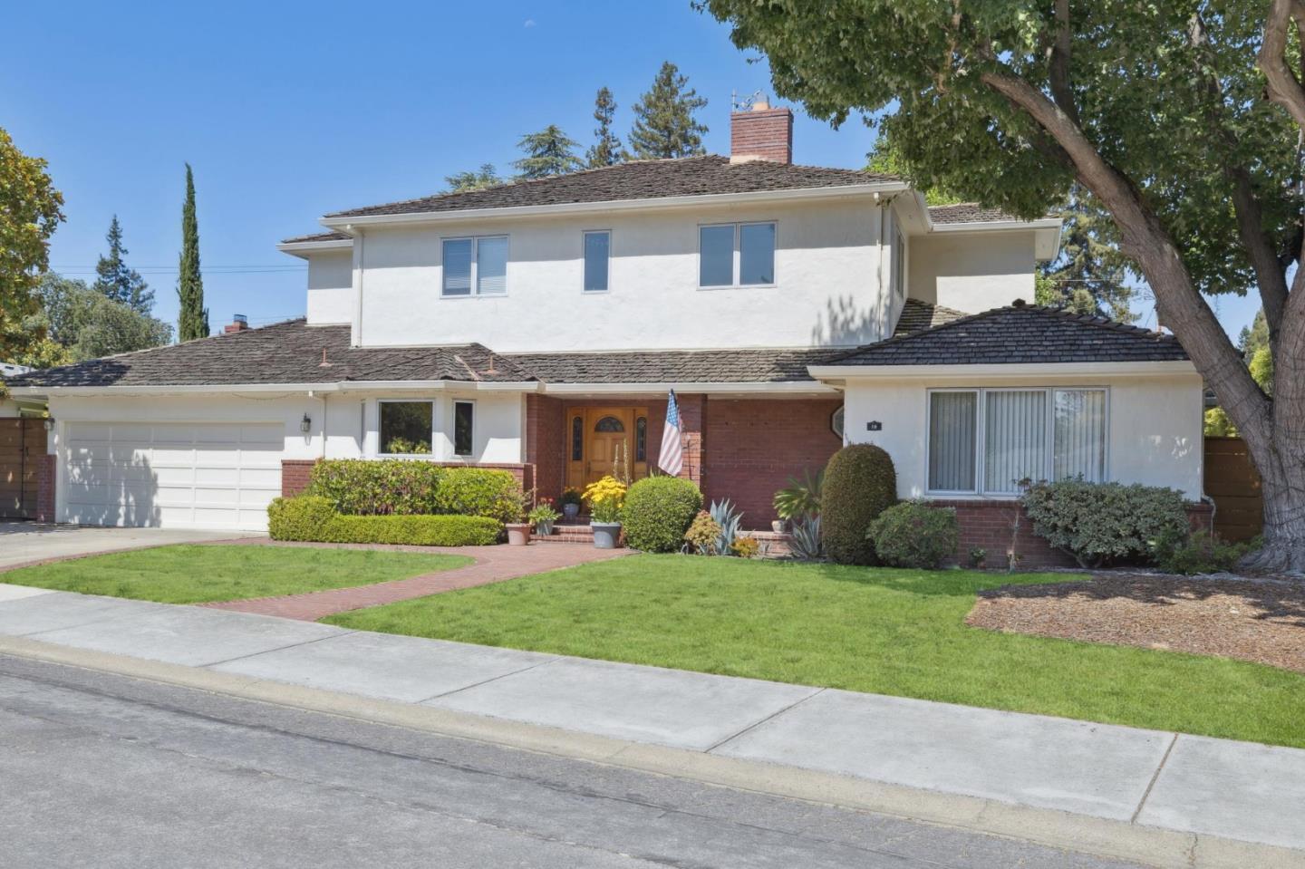 Property Photo: 10 Cheryl Place CA 94025