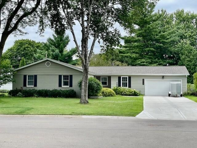 2315 Navajo Court  Janesville WI 53545 photo